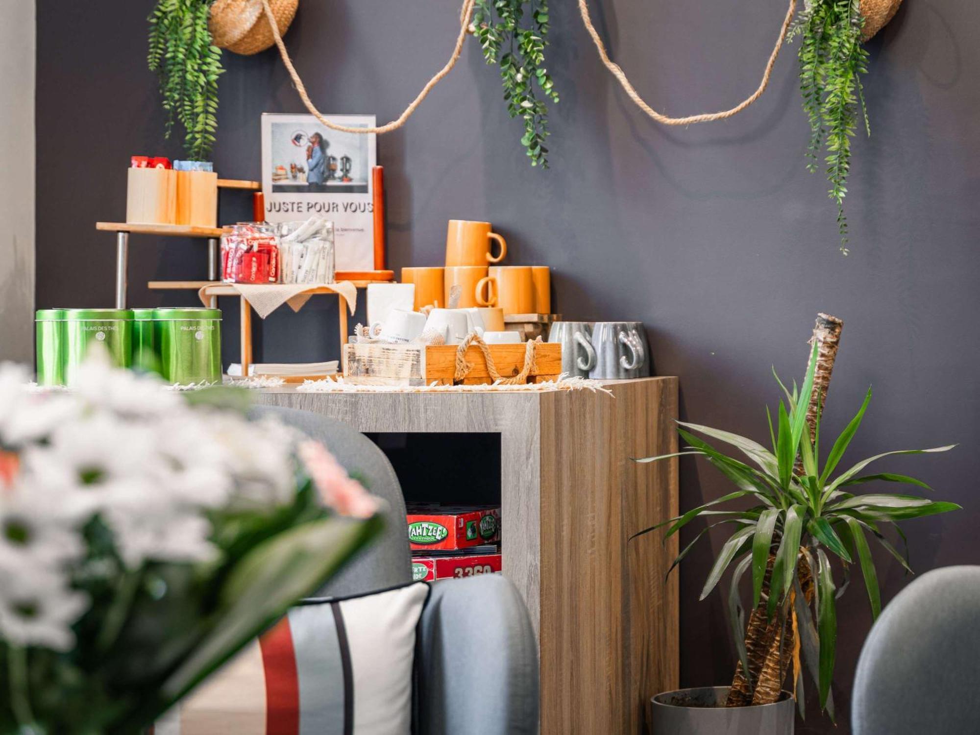 Ibis Styles Gare Centre Hotel 3*